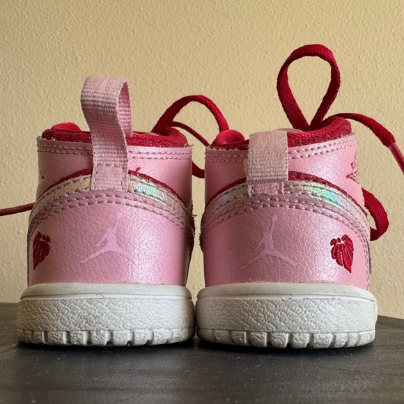Nike Jordan 1 Mid Premium Valentine's Day Size US 6C Pink - Picture 6 of 11